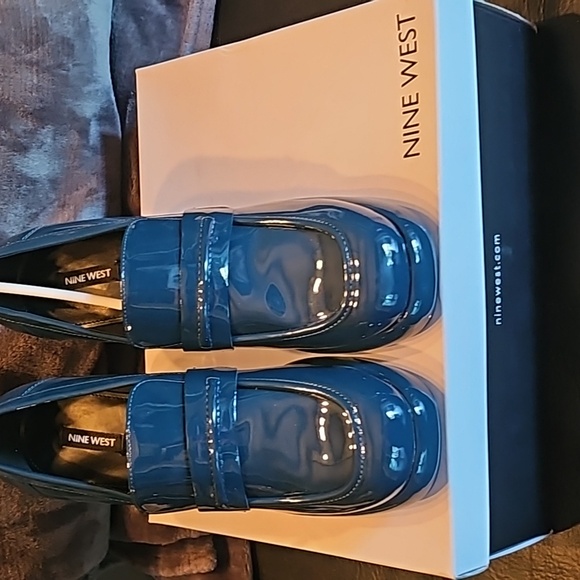 Nine West Shoes - Nine West - Never Been Worn - Verge3 - Dark Blue - Size 10 - Chunky Heel